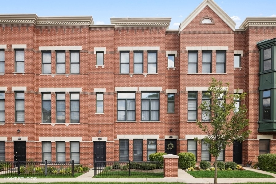 133 North Maple Street Palatine, IL 60067 - Photo 3 of 23