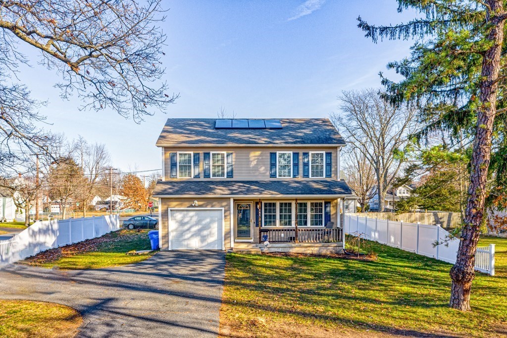 185 Ambrose Street Springfield, MA 01109 - Photo 1 of 32 Gallery Image 1