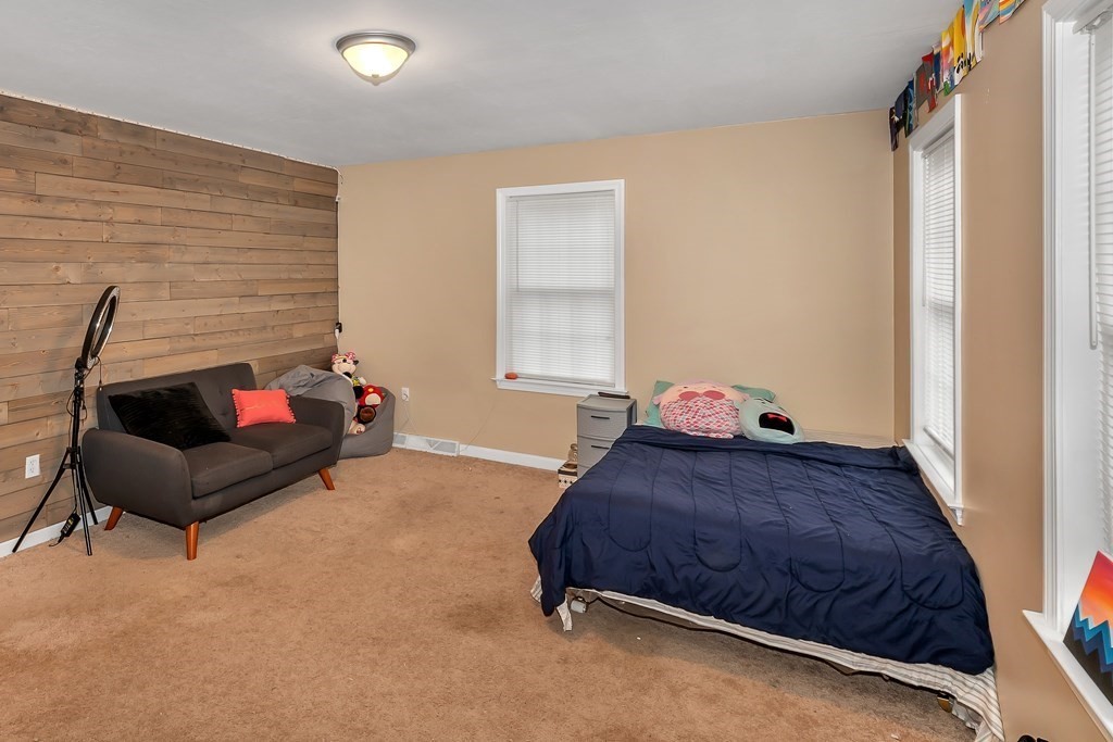 185 Ambrose Street Springfield, MA 01109 - Photo 21 of 32 Gallery Image 21