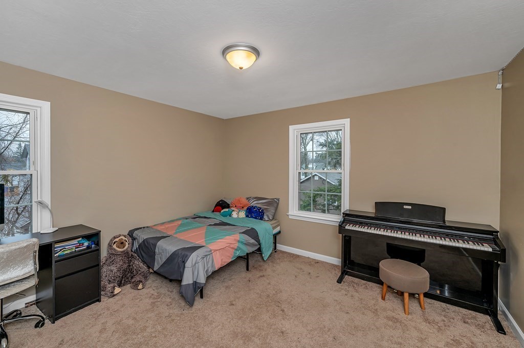 185 Ambrose Street Springfield, MA 01109 - Photo 22 of 32 Gallery Image 22