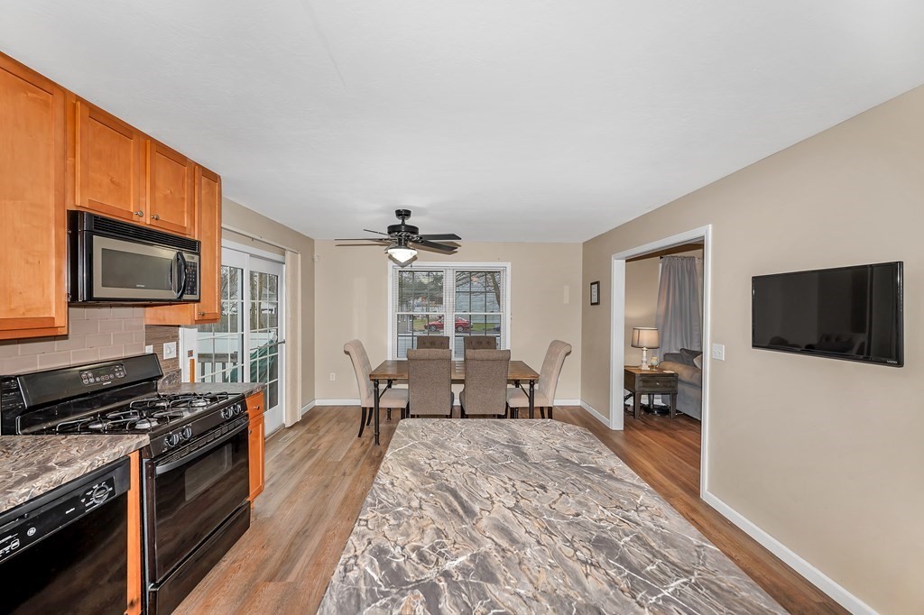 185 Ambrose Street Springfield, MA 01109 - Photo 10 of 32 Gallery Image 10