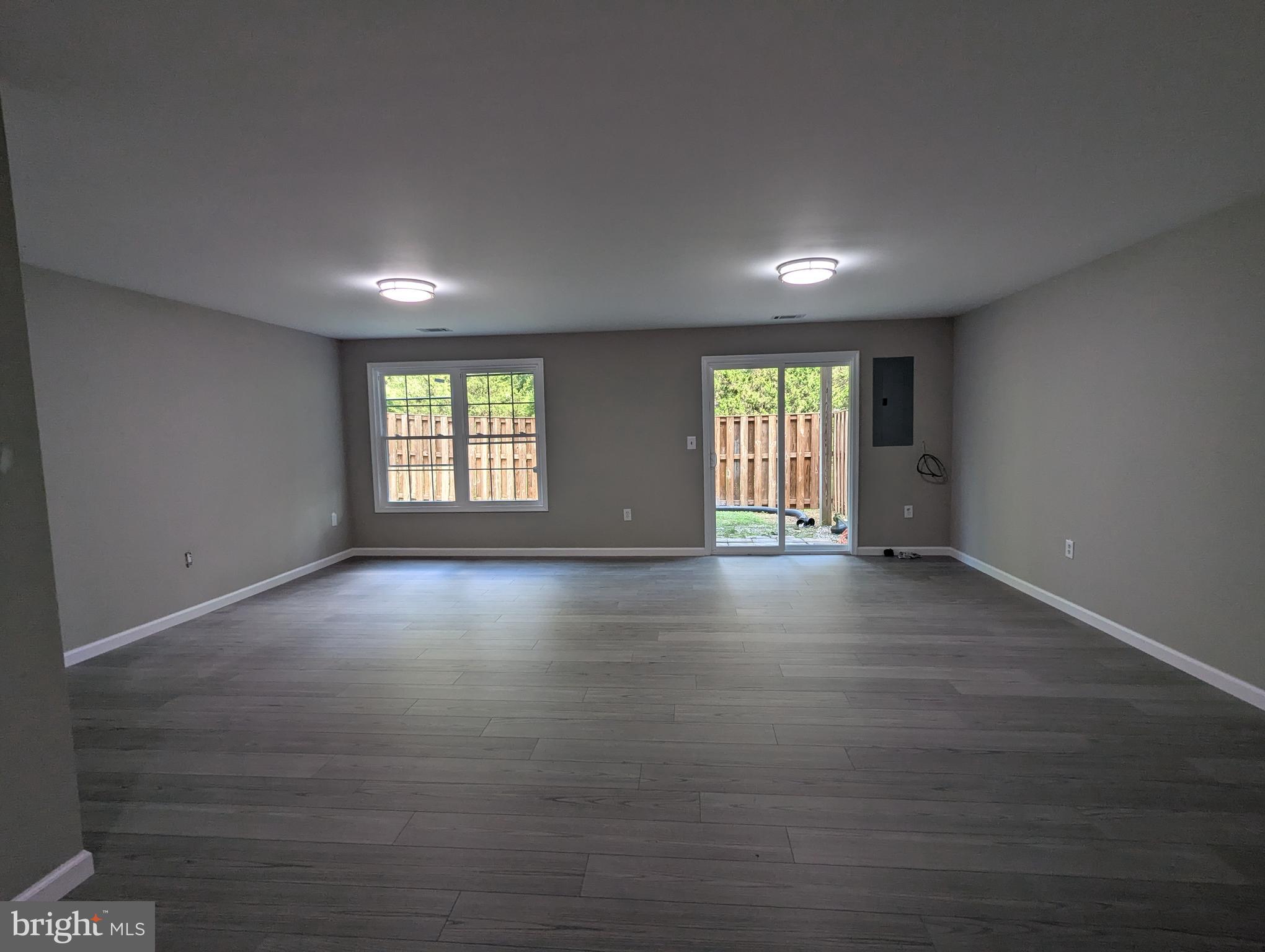 17415 Denali Place Dumfries, VA 22025 - Photo 38 of 55 an empty room with windows