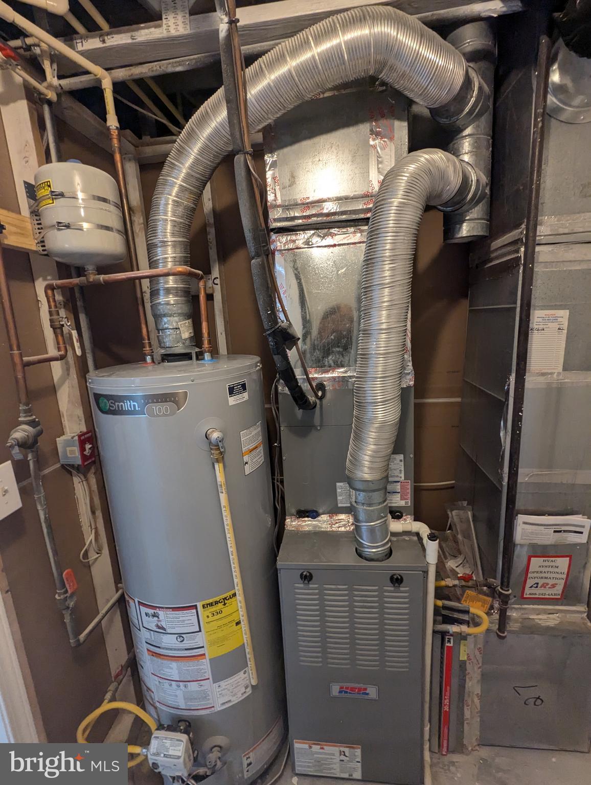 17415 Denali Place Dumfries, VA 22025 - Photo 39 of 55 a close up of air conditioner duct