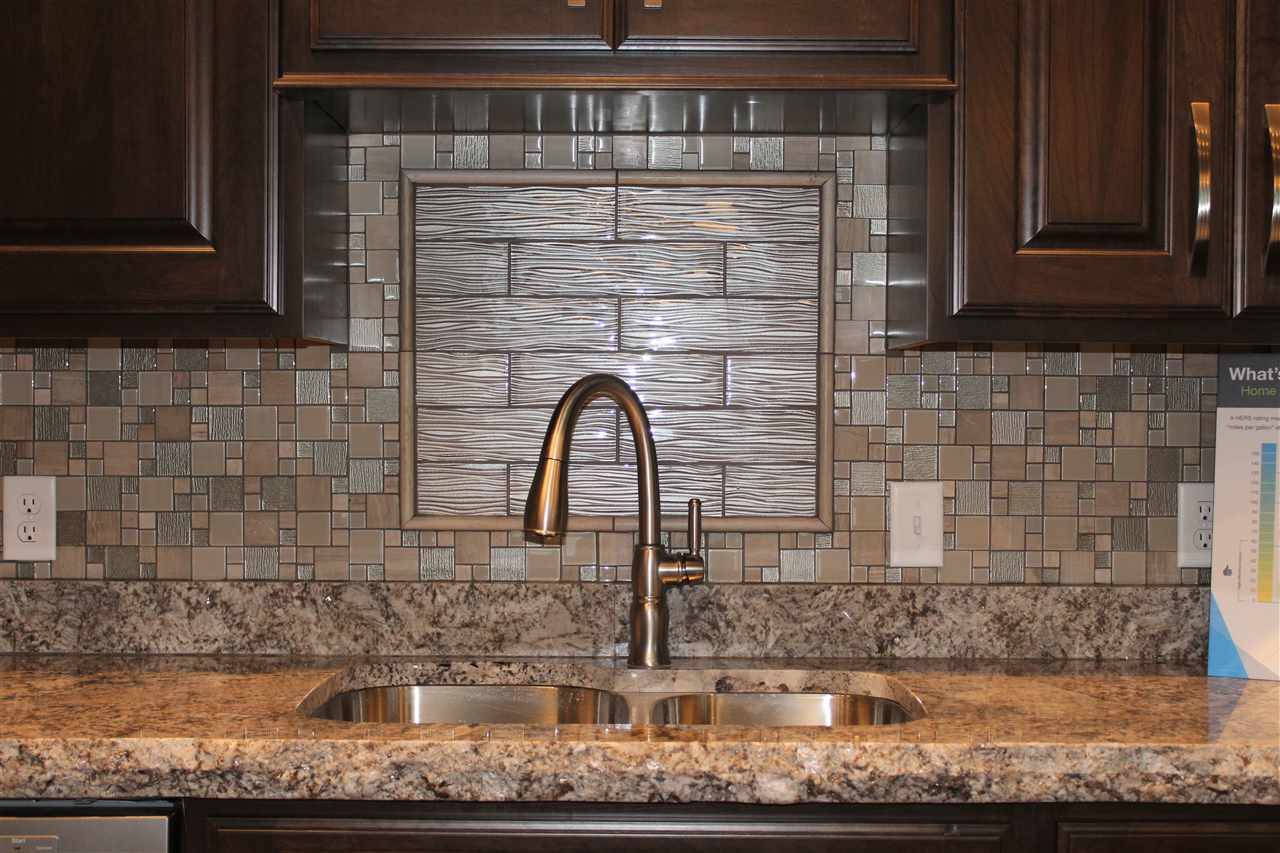 2230 Antler Ridge Drive Dubuque, IA 52002 - Photo 6 of 25 Gallery Image 6