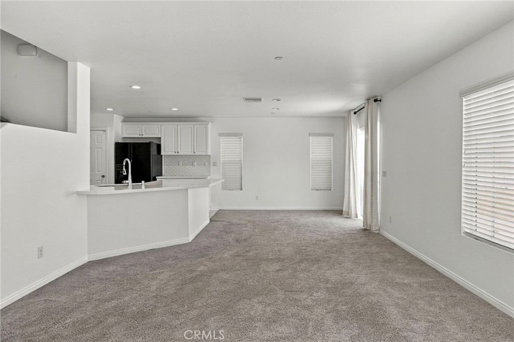 7726 Terra Mnr Street Riverside, CA 92507 - Photo 3 of 27 Gallery Image 3