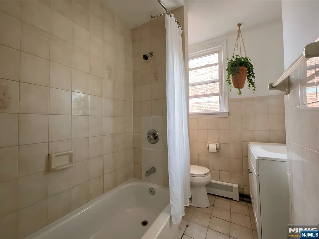 424 Warren Street, Unit 2 Harrison, NJ 07029 - Photo 5 of 7