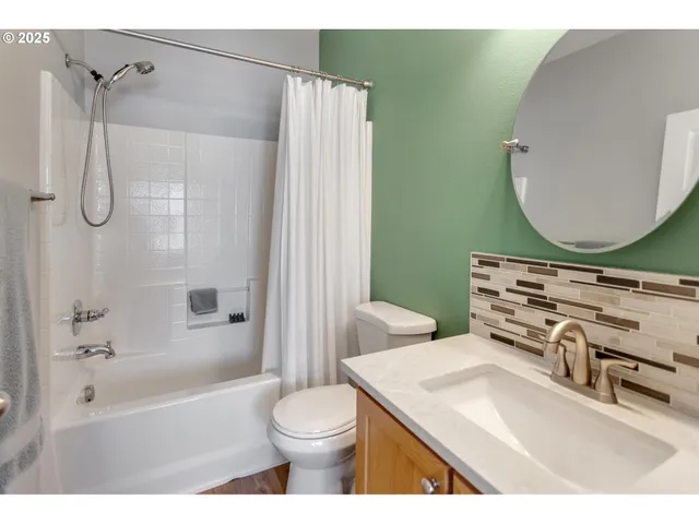 $349,000 | 10874 Northeast Red Wing Way, Unit 201, Hillsboro, OR 97006