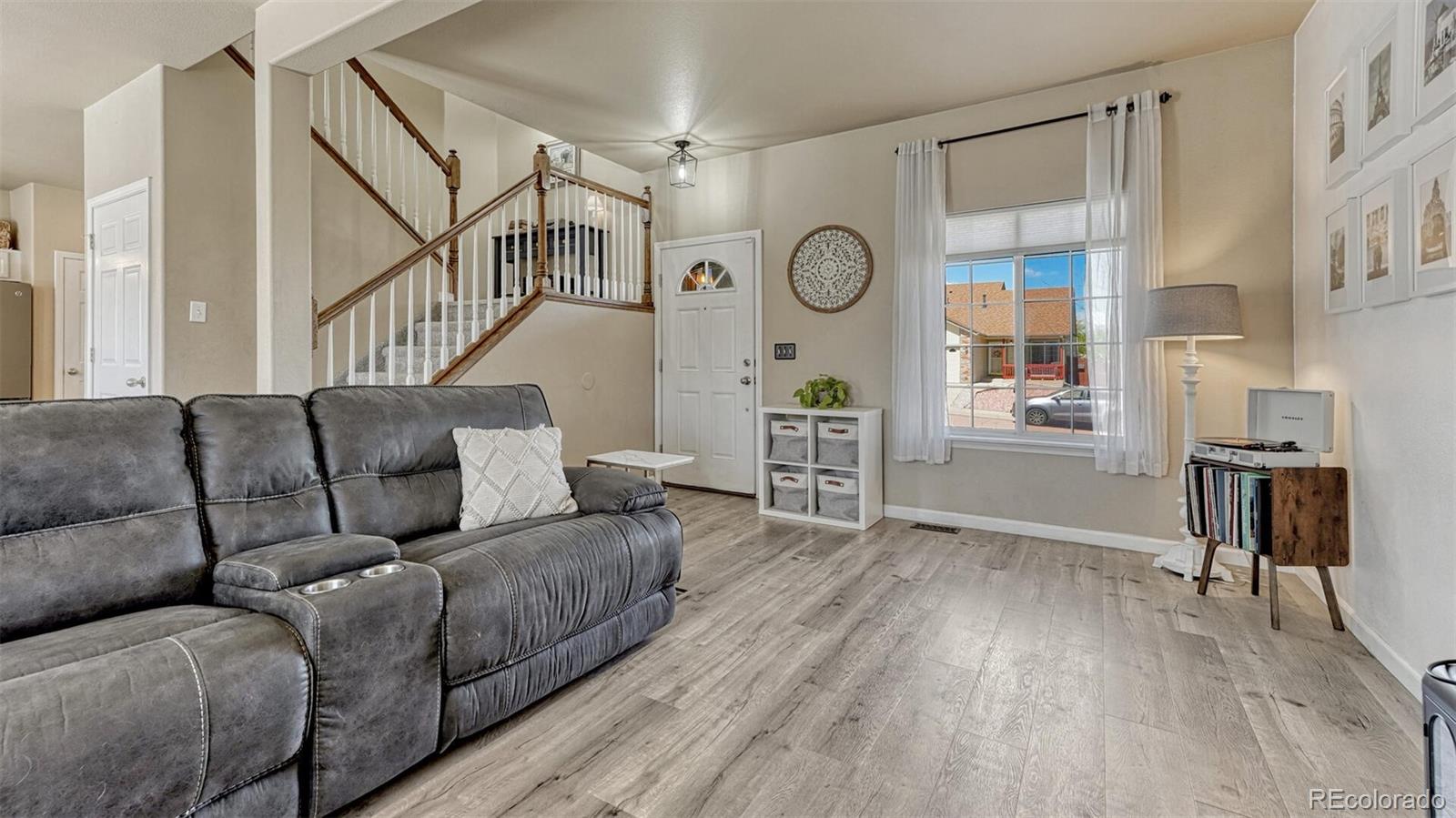 8329 Freestar Way Colorado Springs, CO 80925 - Photo 3 of 40