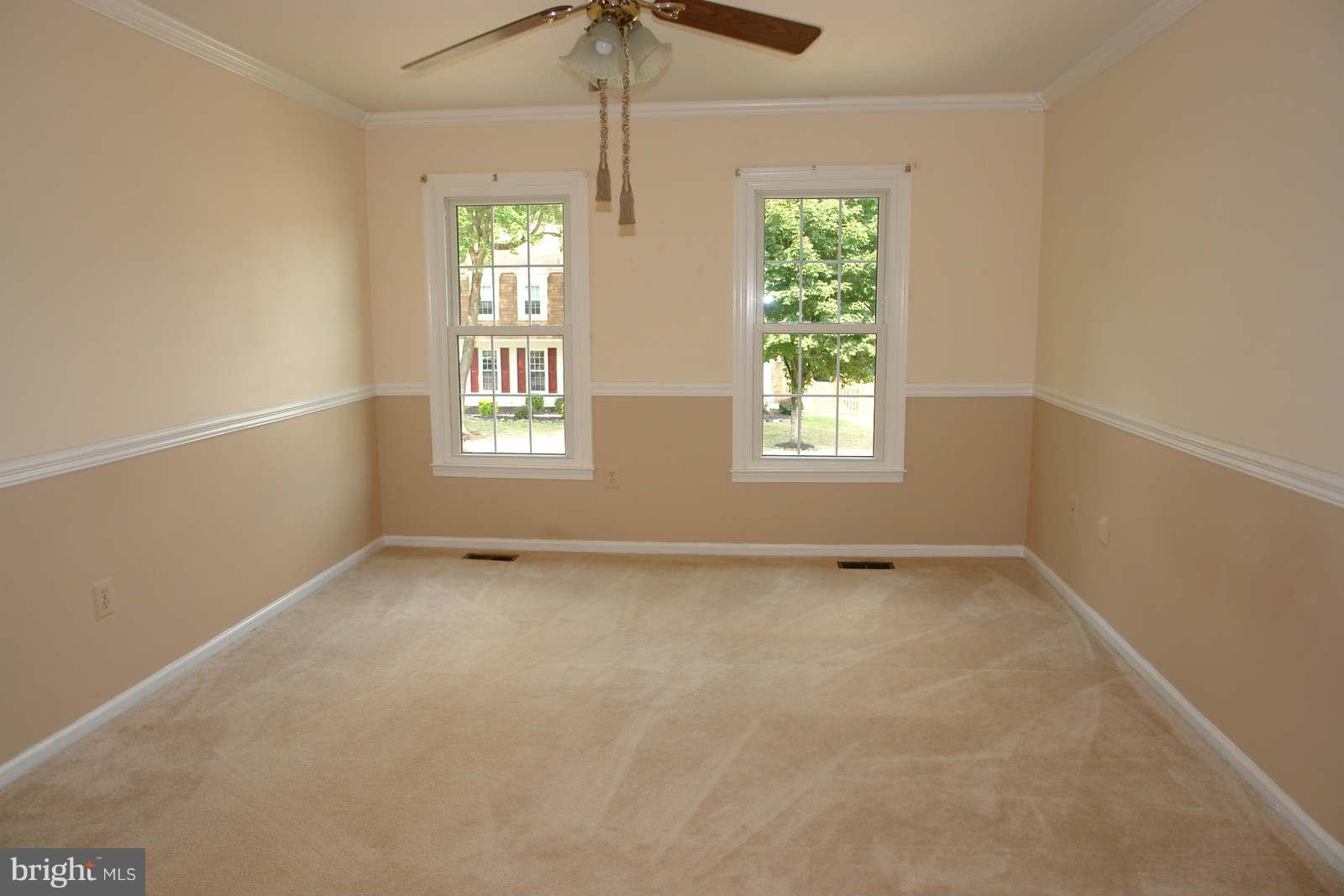 215 Environs Road Sterling, VA 20165 - Photo 22 of 27 Bedroom (Master)