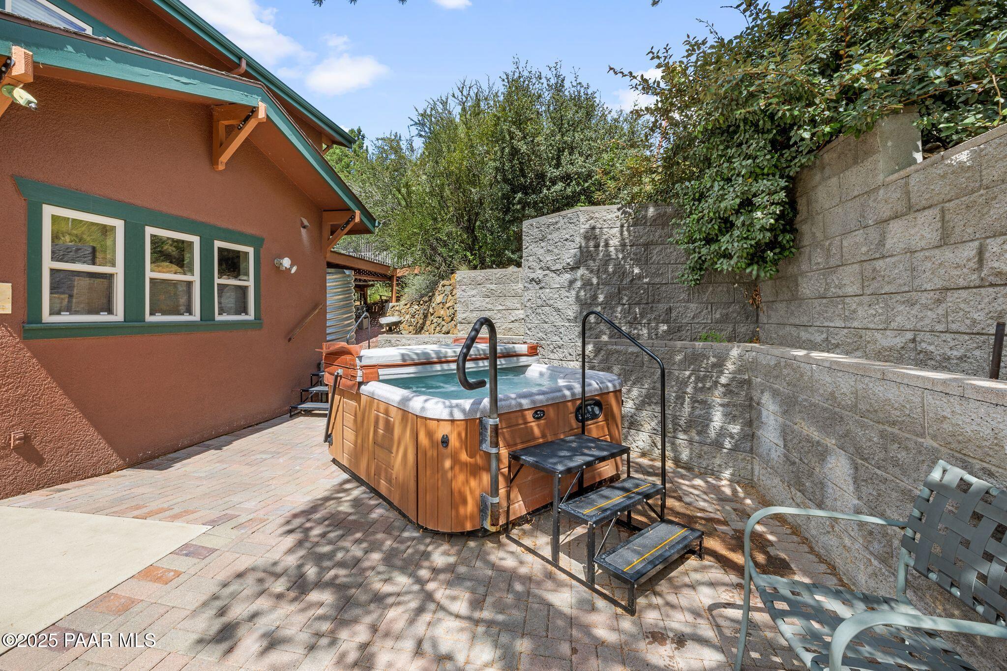 277 Jacob Lane Prescott, AZ 86303 - Photo 29 of 38 a view of roof deck with wooden fence and floor
