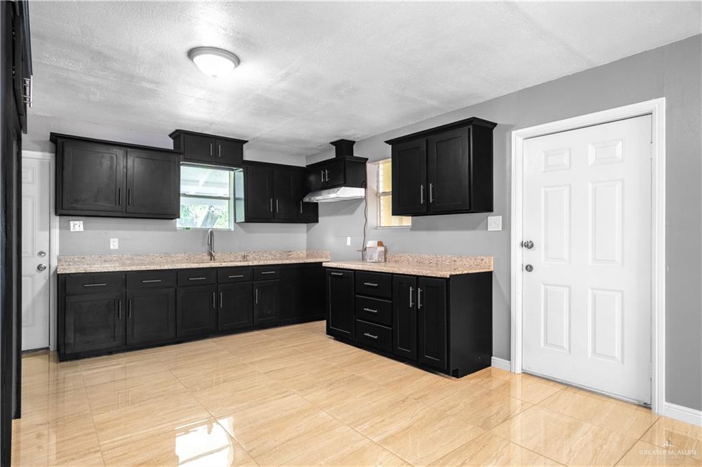 3109 Raul Gonzalez Drive Mercedes, TX 78570 - Photo 8 of 16