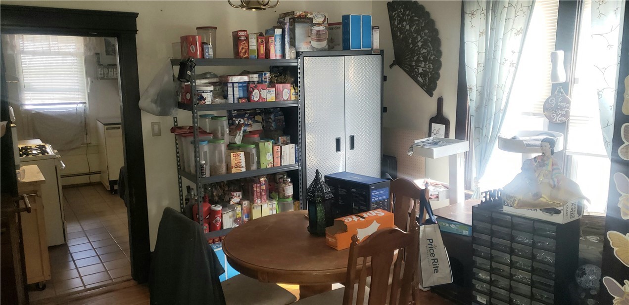 404 Carrington Avenue Woonsocket, RI 02895 - Photo 17 of 36 2nd Unit dining rm