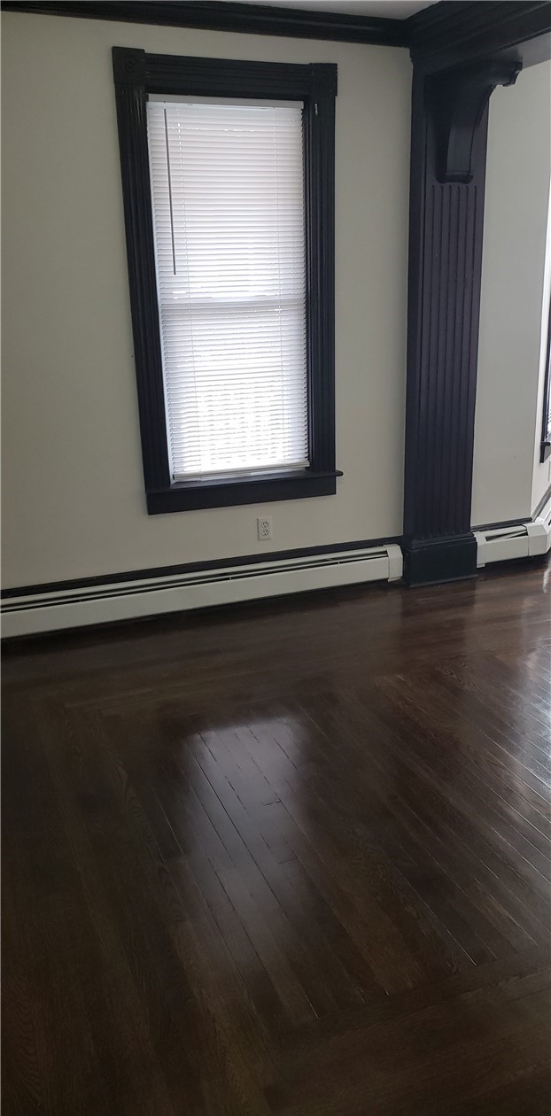 404 Carrington Avenue Woonsocket, RI 02895 - Photo 6 of 36 1st unit parlor
