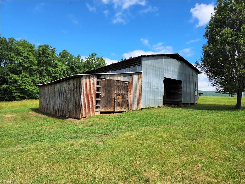 1385 Big Oak Road Germanton, NC 27019 - Photo 29 of 31 Gallery Image 29