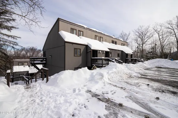 $365,000 | 39 Slalom Way, Tannersville, PA 18372