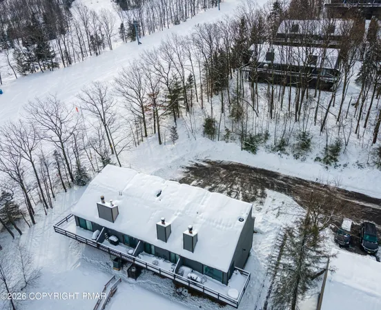 $365,000 | 39 Slalom Way, Tannersville, PA 18372