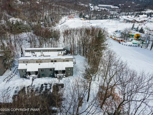 $365,000 | 39 Slalom Way, Tannersville, PA 18372
