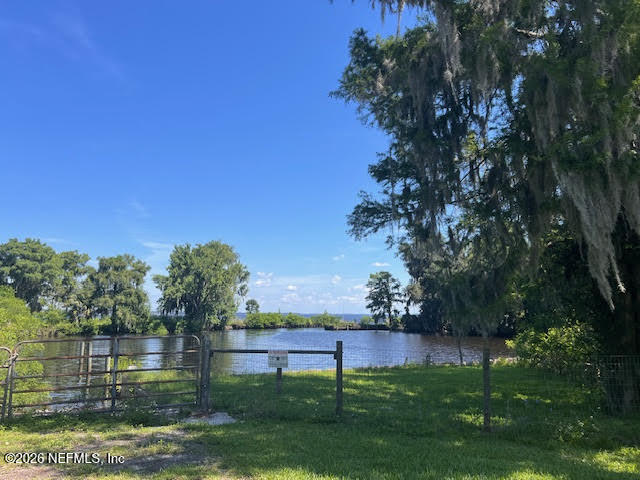 114 North Geraldo Road East Palatka, FL 32131 - Photo 10 of 45 pond2