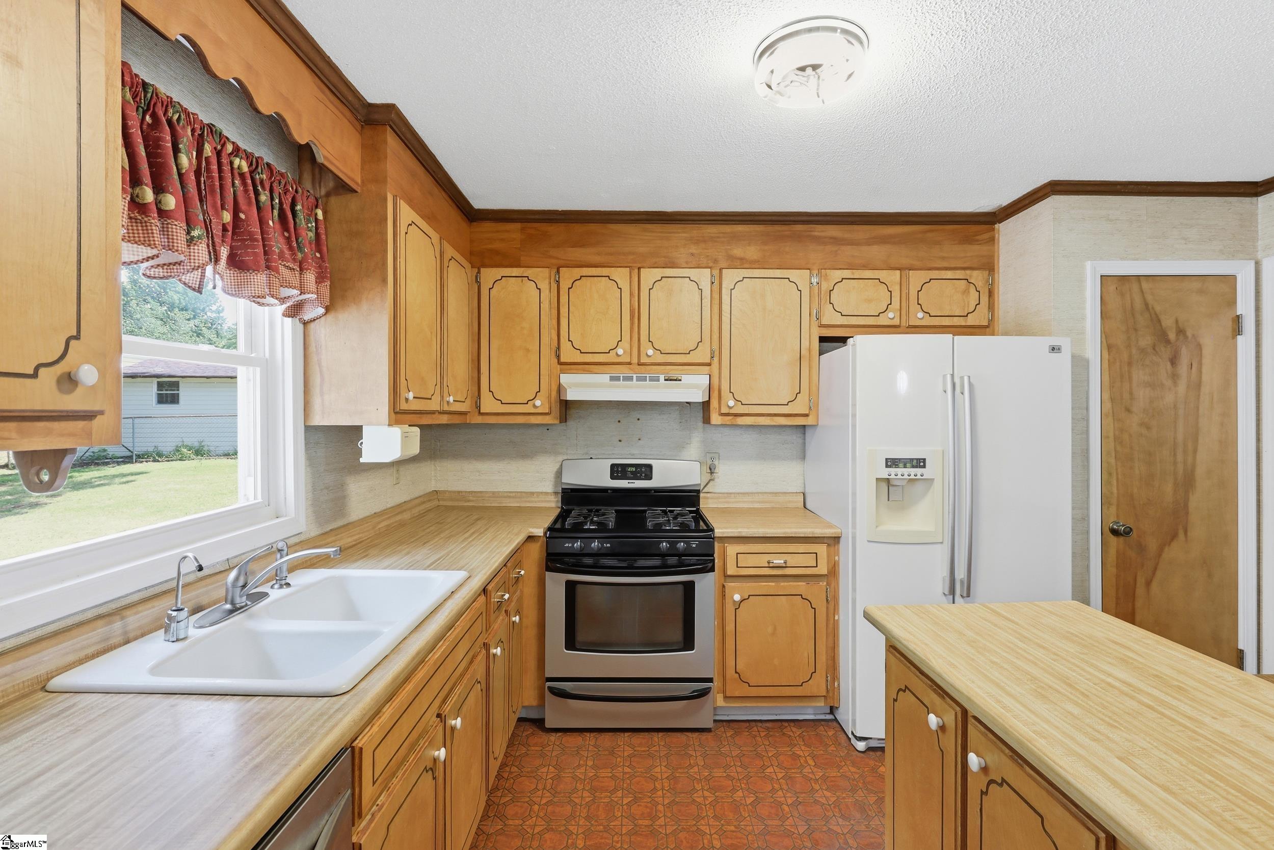 102 Harborough Road Anderson, SC 29625 - Photo 14 of 41 Gallery Image 14