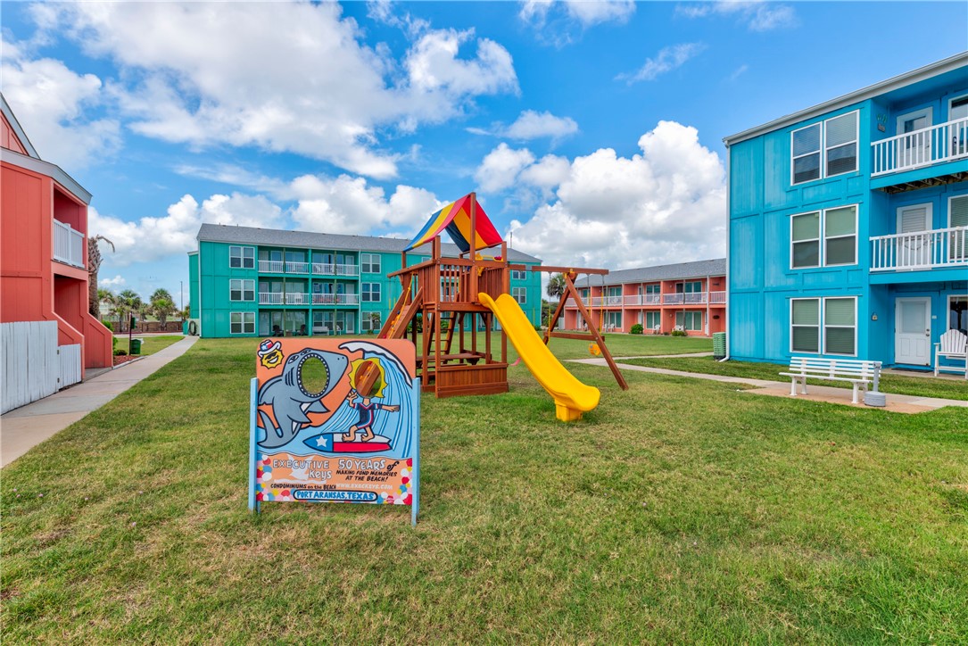 800 Beach Access Road, Unit 111 Port Aransas, TX 78373 - Photo 23 of 30 a view of outdoor space with garden and entertaining space