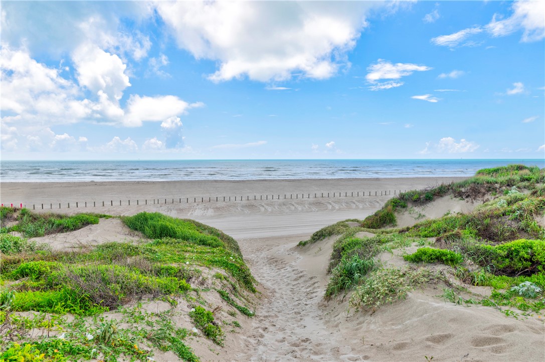800 Beach Access Road, Unit 111 Port Aransas, TX 78373 - Photo 27 of 30 a view of beach and ocean