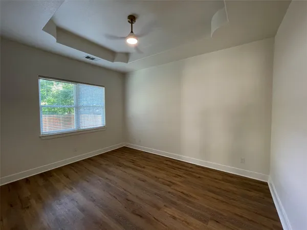 $1,950 | 706 West Lockhart Street, Kyle, TX 78640