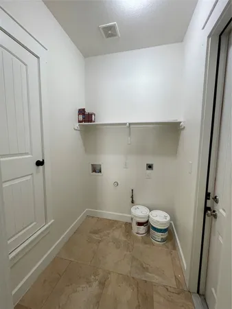 $1,950 | 706 West Lockhart Street, Kyle, TX 78640