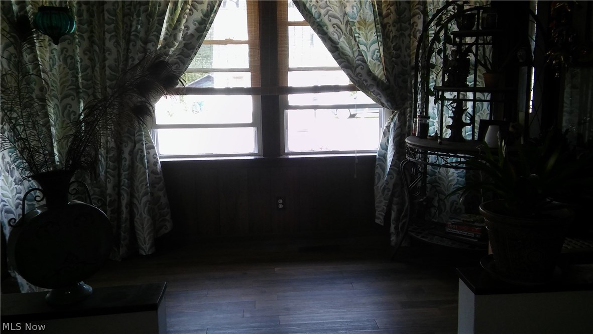45205 North Ridge Road Amherst, OH 44001 - Photo 11 of 21 Small sitting room in front of livingroom, or office, or playroom.
