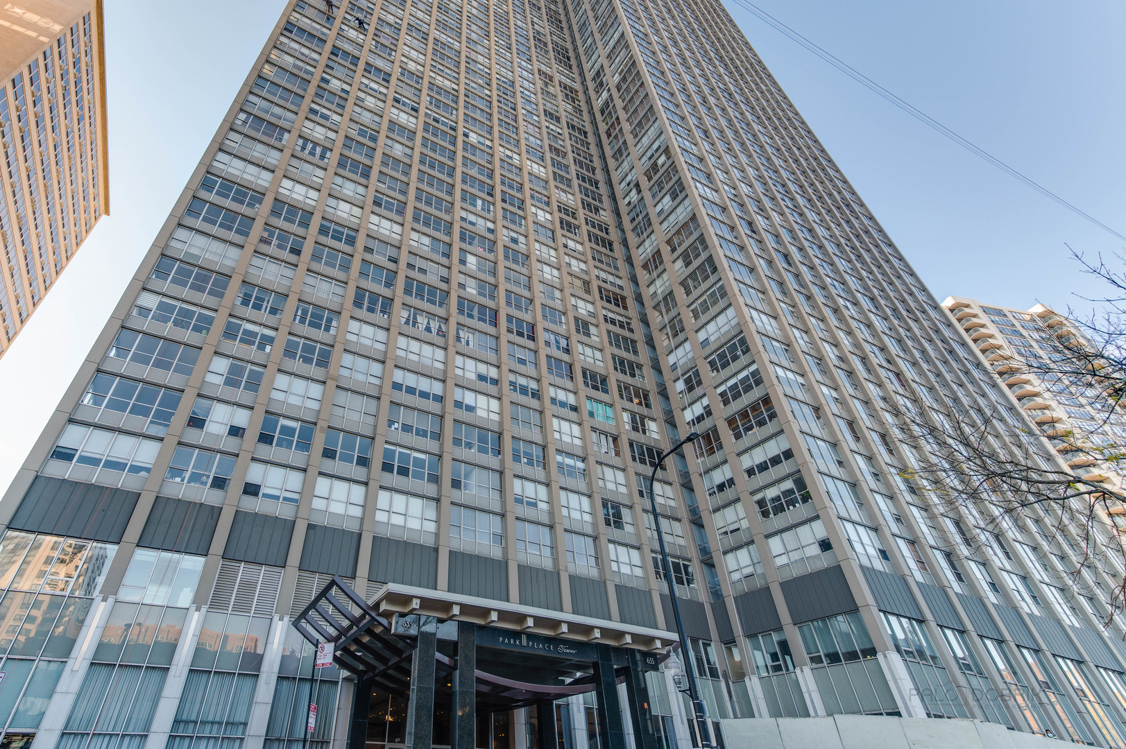 655 West Irving Park Road, Unit 1110 Chicago, IL 60613 - Photo 4 of 30 view of a building