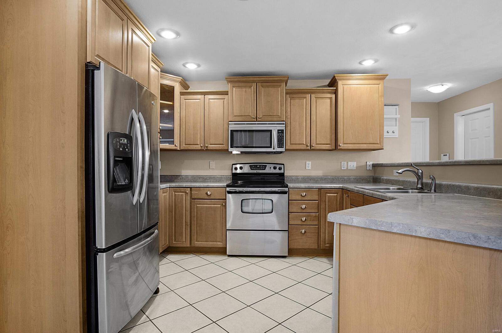 1231 Quail Ridge Court Shiloh, IL 62221 - Photo 13 of 29 Gallery Image 13