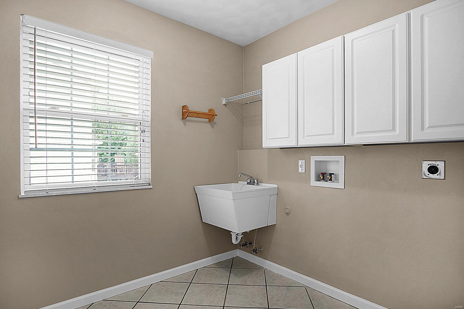 1231 Quail Ridge Court Shiloh, IL 62221 - Photo 14 of 29 Gallery Image 14