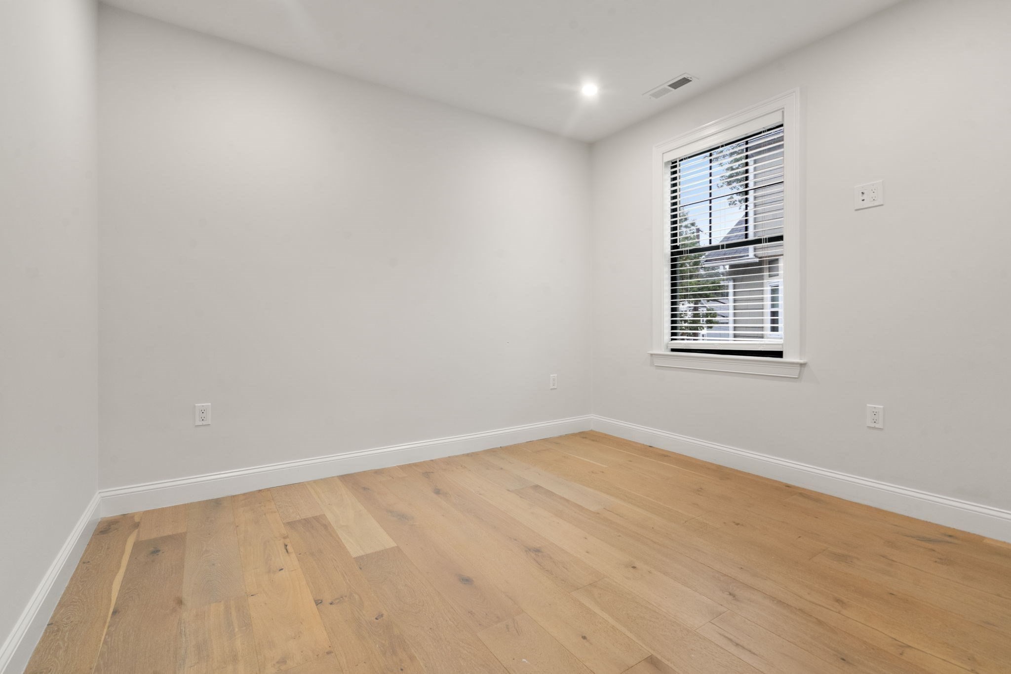 32 Perthshire Road, Unit 32 Boston, MA 02135 - Photo 6 of 24 Gallery Image 6