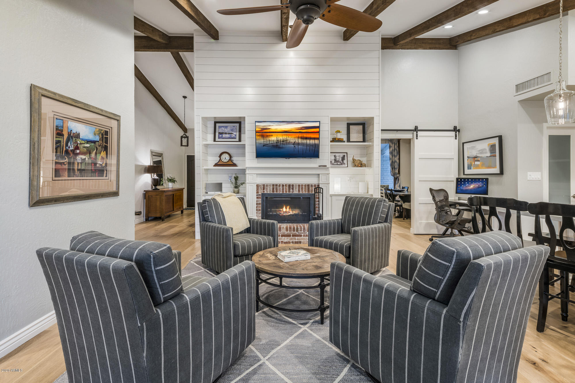 145 West Southern Hills Road Phoenix, AZ 85023 - Photo 11 of 40 Family room