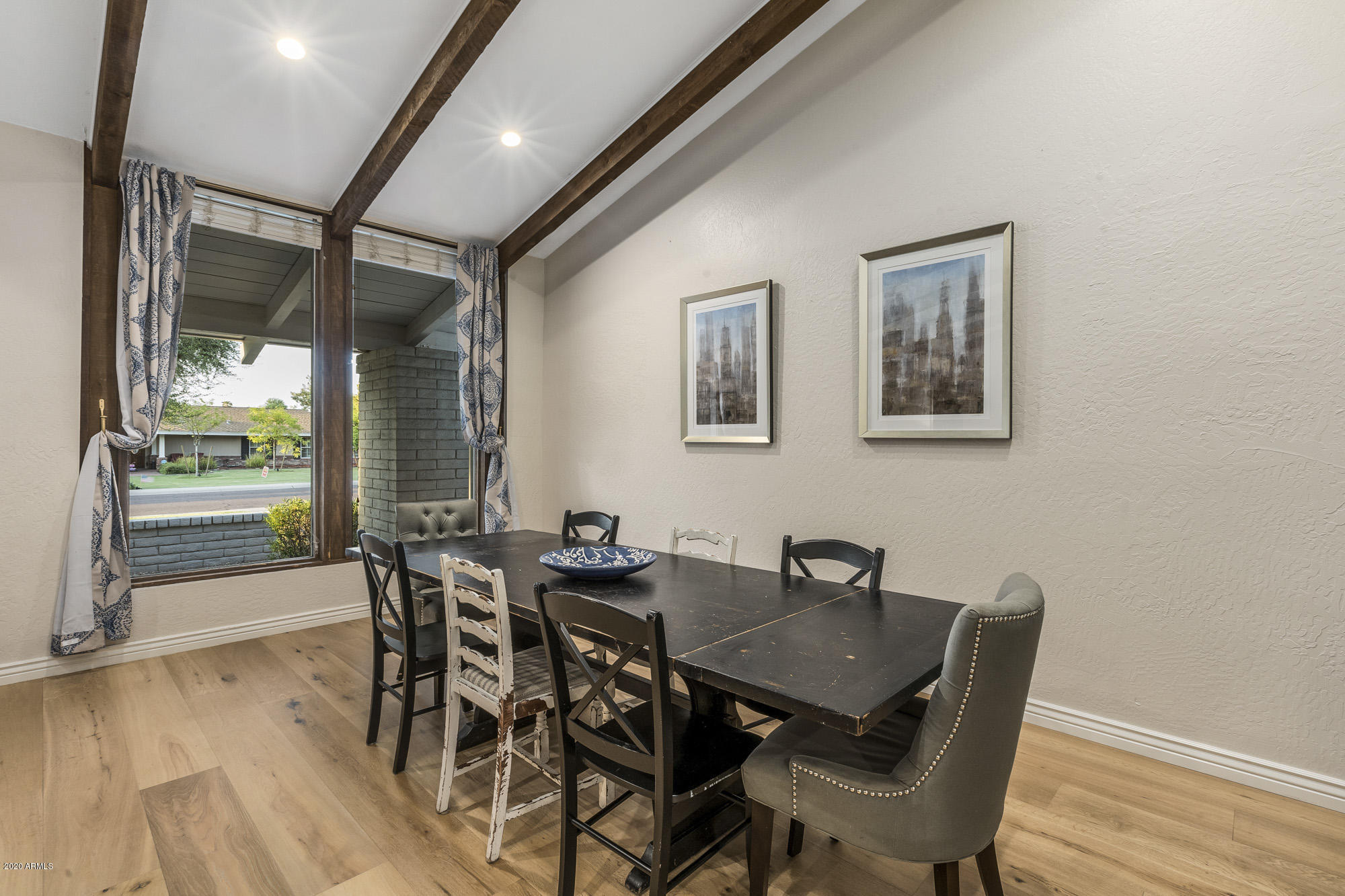 145 West Southern Hills Road Phoenix, AZ 85023 - Photo 14 of 40 Dining