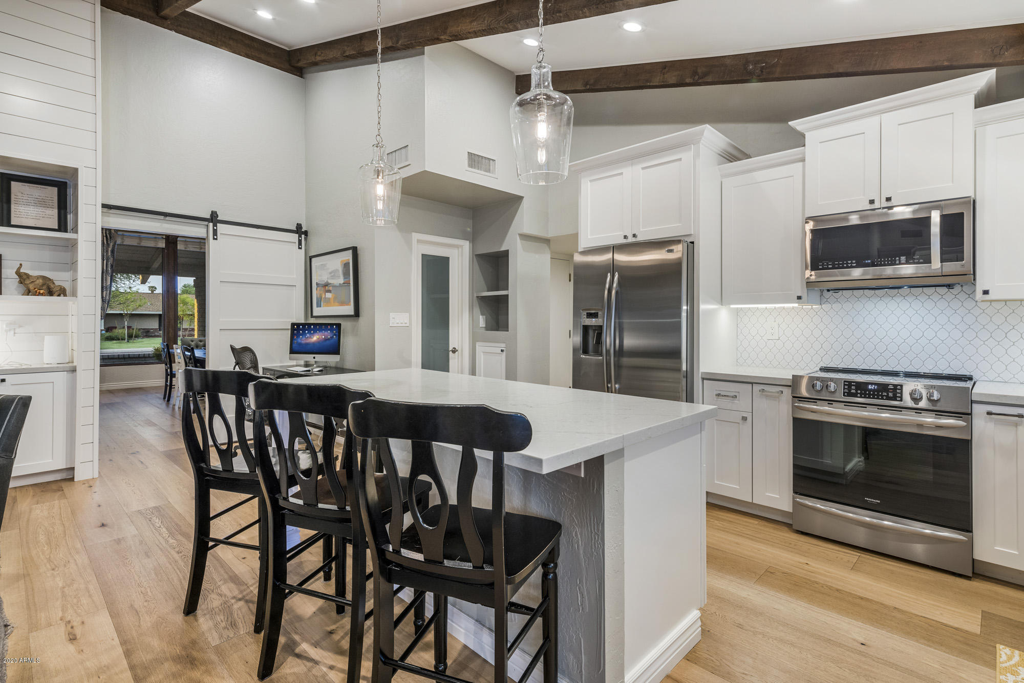 145 West Southern Hills Road Phoenix, AZ 85023 - Photo 8 of 40 Stunning kitchen