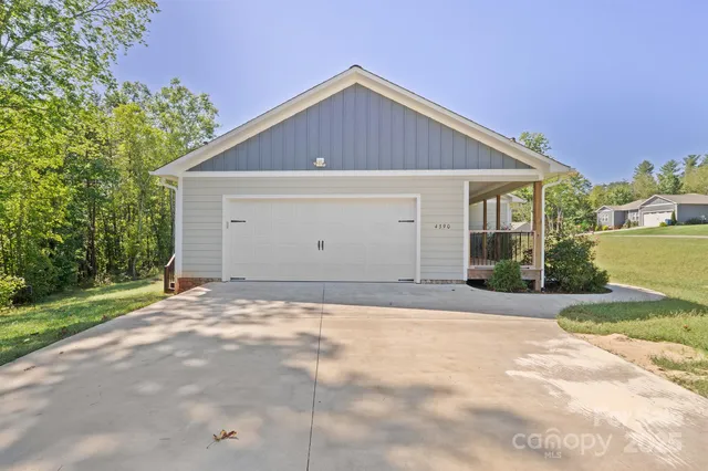 $369,900 | 4390 Belmont Drive, Morganton, NC 28655