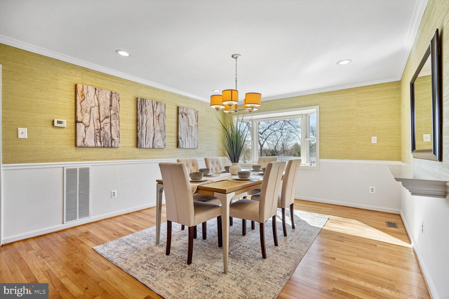 5108 Wehawken Road Bethesda, MD 20816 - Photo 11 of 50 Dining Room