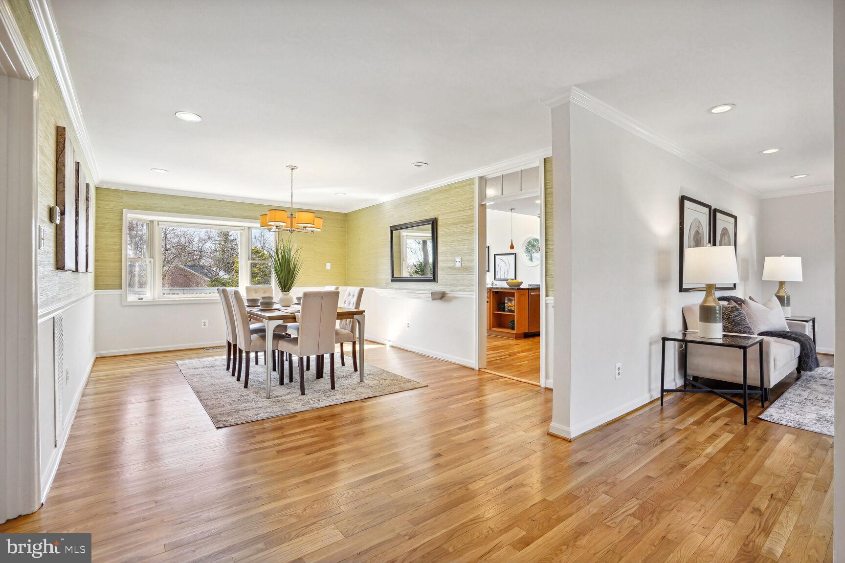 5108 Wehawken Road Bethesda, MD 20816 - Photo 12 of 50 Dining Room