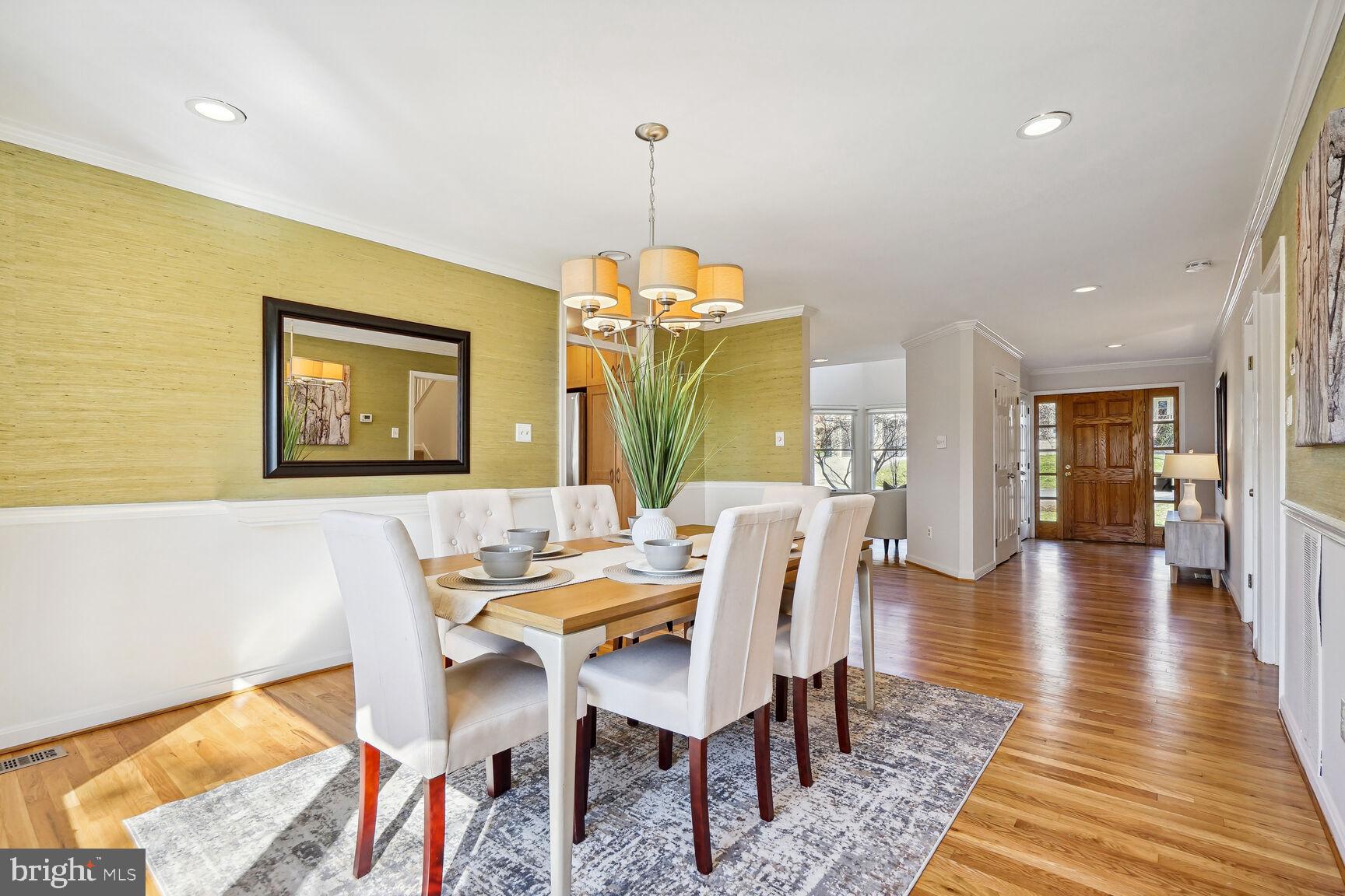 5108 Wehawken Road Bethesda, MD 20816 - Photo 13 of 50 Dining Room