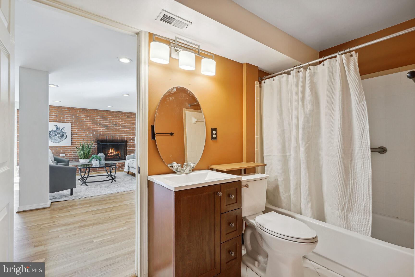 5108 Wehawken Road Bethesda, MD 20816 - Photo 34 of 50 Bathroom #4