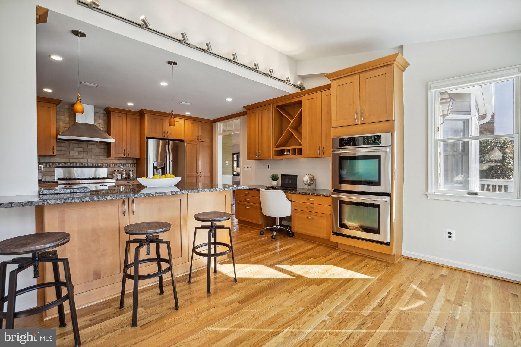 5108 Wehawken Road Bethesda, MD 20816 - Photo 6 of 50 Gourmet Kitchen