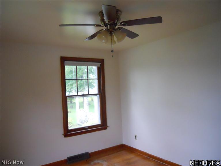 729 State Road Northwest Warren, OH 44483 - Photo 4 of 9 Gallery Image 4