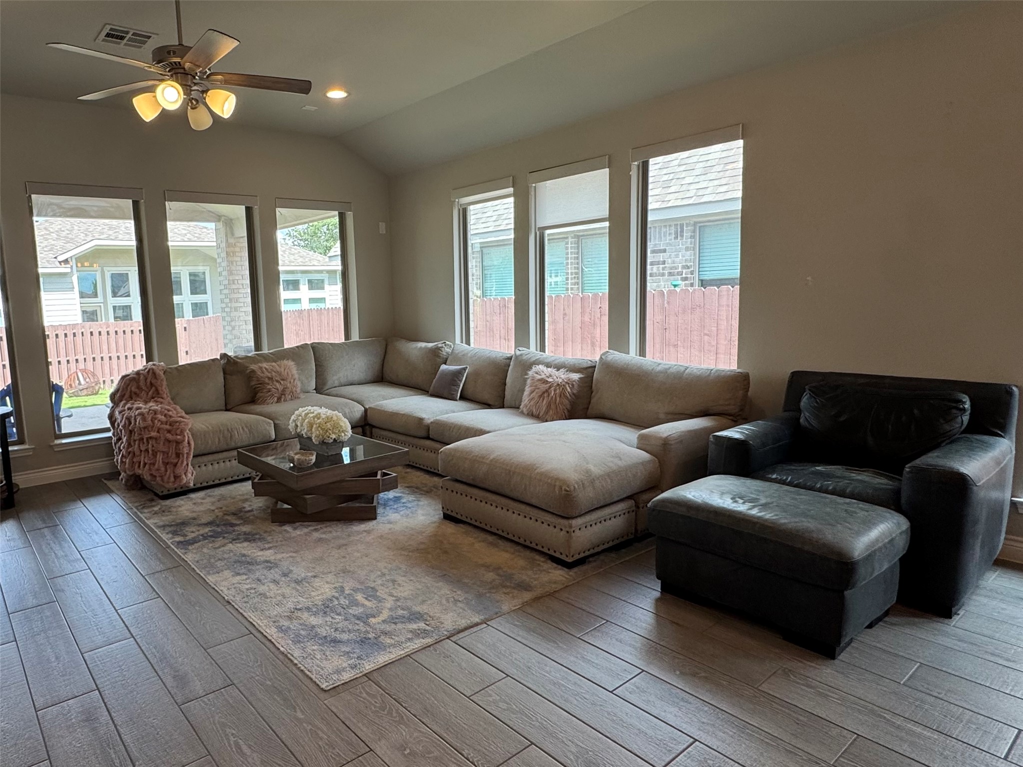 2004 Stirling Street Leander, TX 78641 - Photo 7 of 16