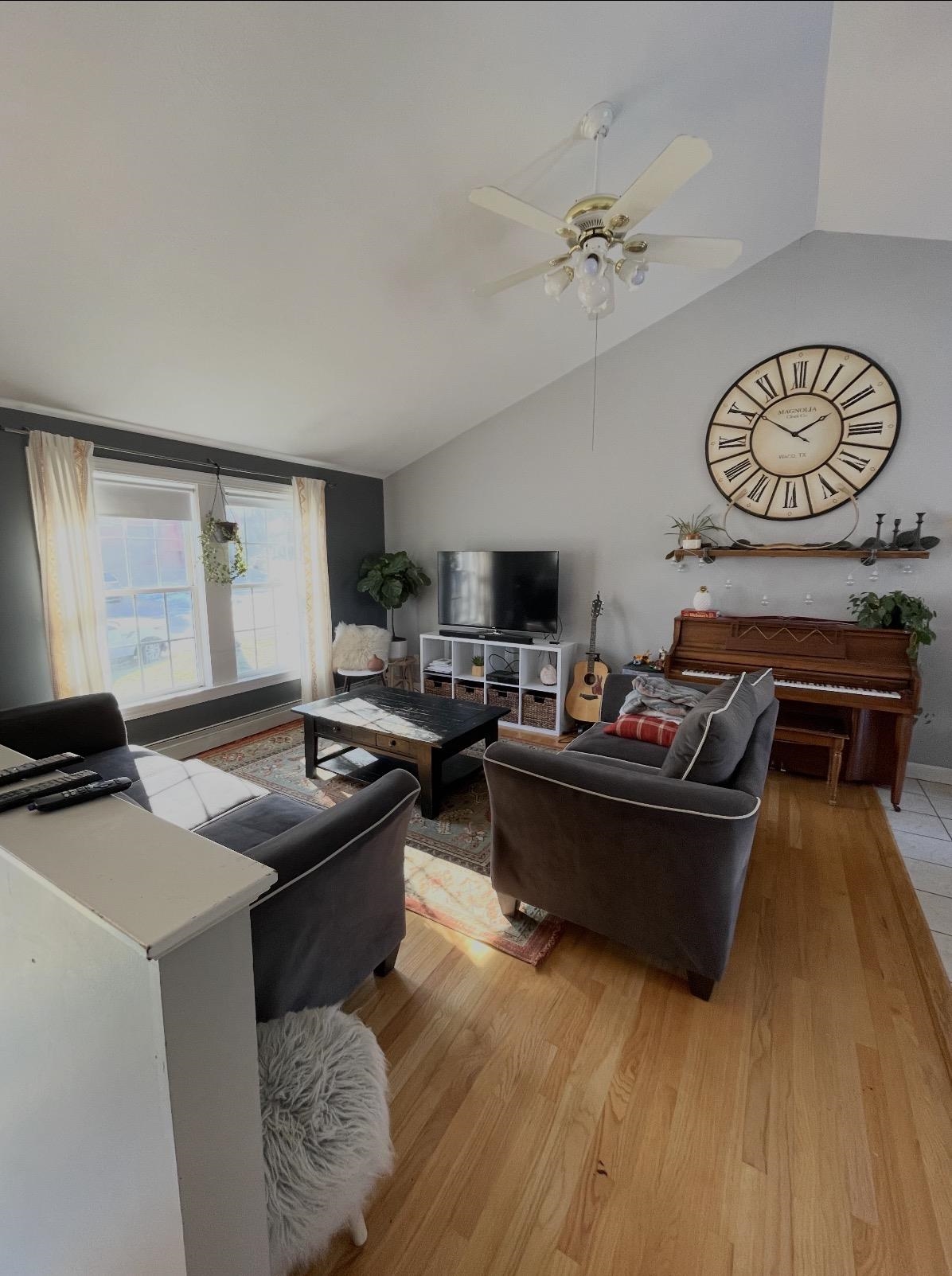 29 Sherburne Street Manchester, NH 03104 - Photo 3 of 11