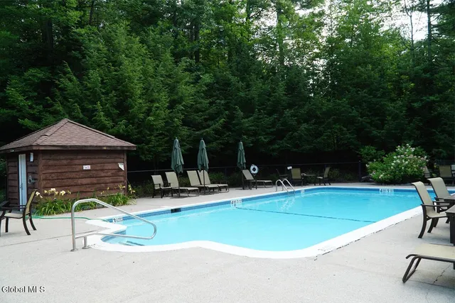 $875,000 | 106 Mountain Path, Johnsburg, NY 12853