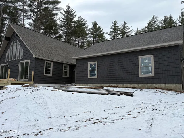 $875,000 | 106 Mountain Path, Johnsburg, NY 12853