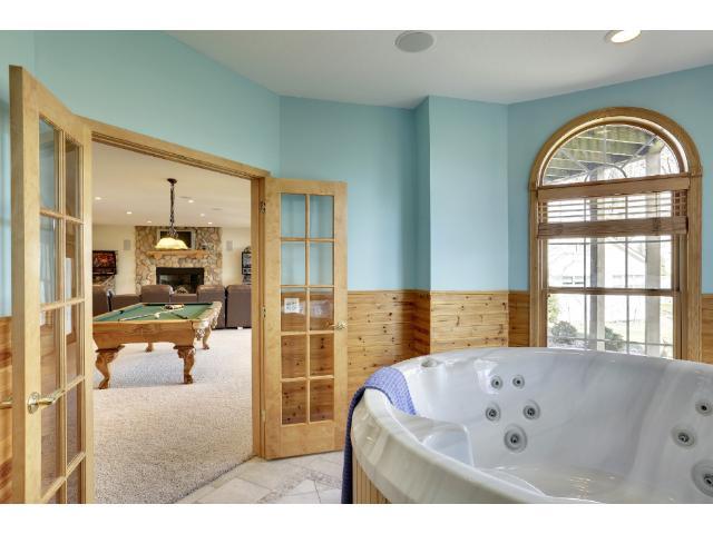 3065 Lake Shore Boulevard Wayzata, MN 55391 - Photo 15 of 18