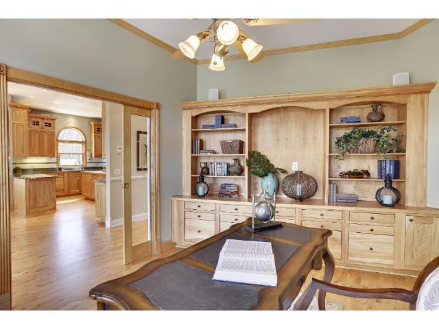 3065 Lake Shore Boulevard Wayzata, MN 55391 - Photo 5 of 18