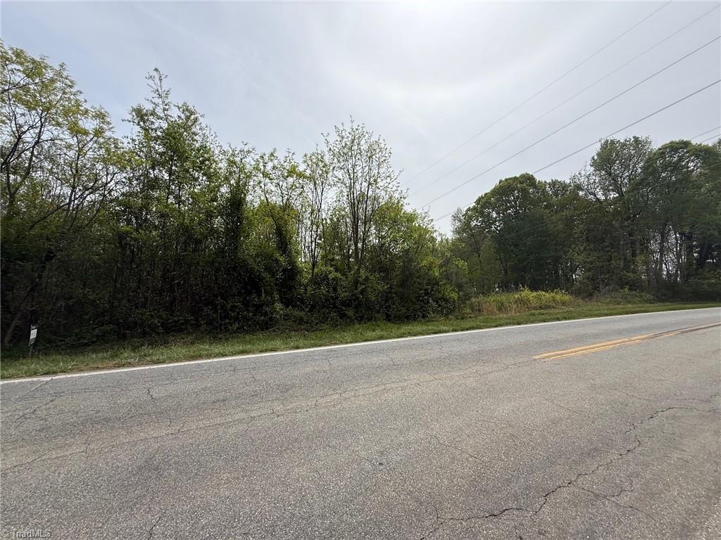 9184 County Line Road Kernersville, NC 27284 - Photo 3 of 4