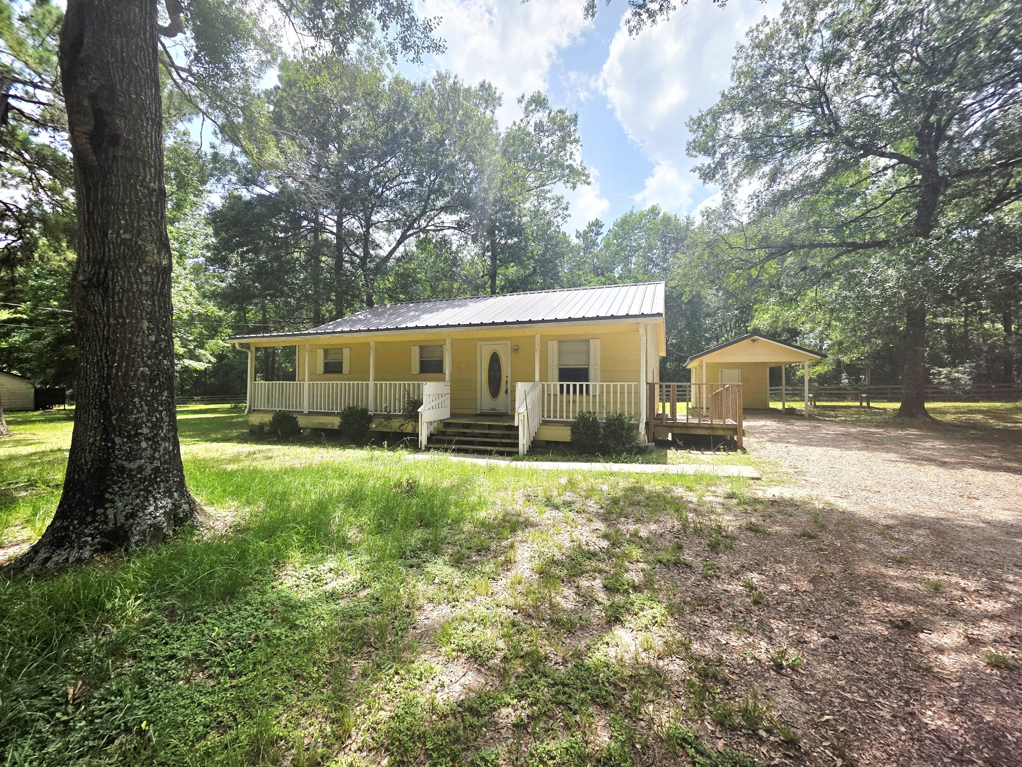 12105 Old County Road Willis, TX 77378 - Photo 2 of 18